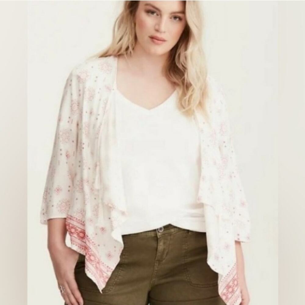 Torrid Embroidered Tassel Tie Cardigan Wrap size Large (0X)